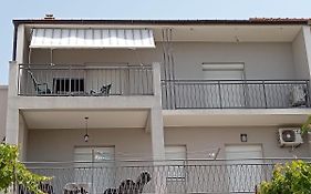 Apartment Mira