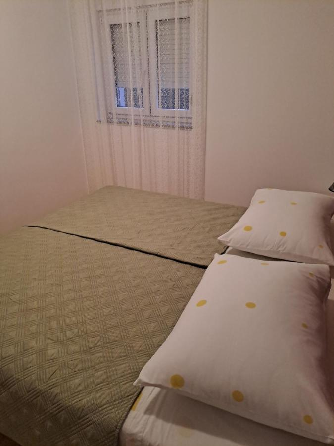 Apartment Mira Šibenik Esterno foto