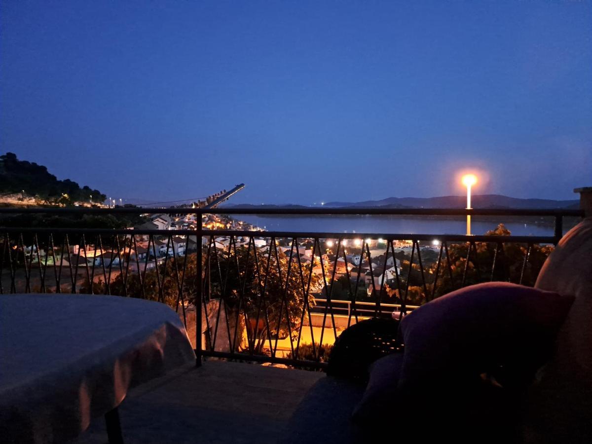 Apartment Mira Šibenik Esterno foto