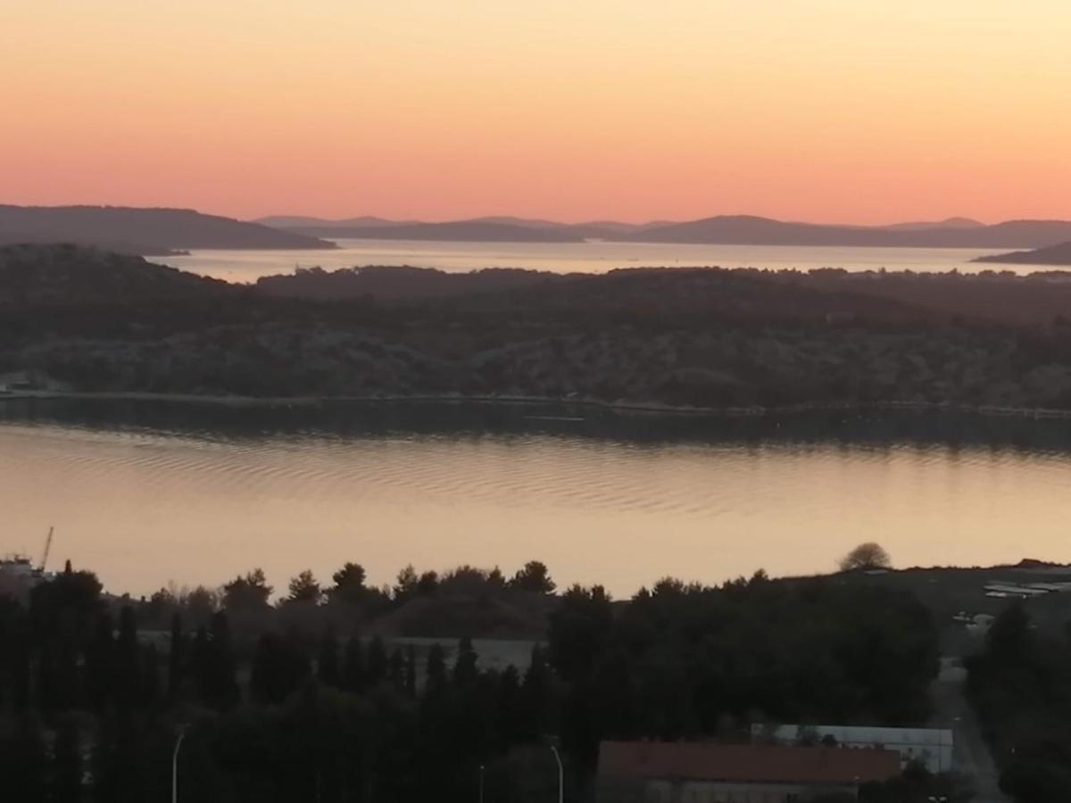 Apartment Mira Šibenik Esterno foto